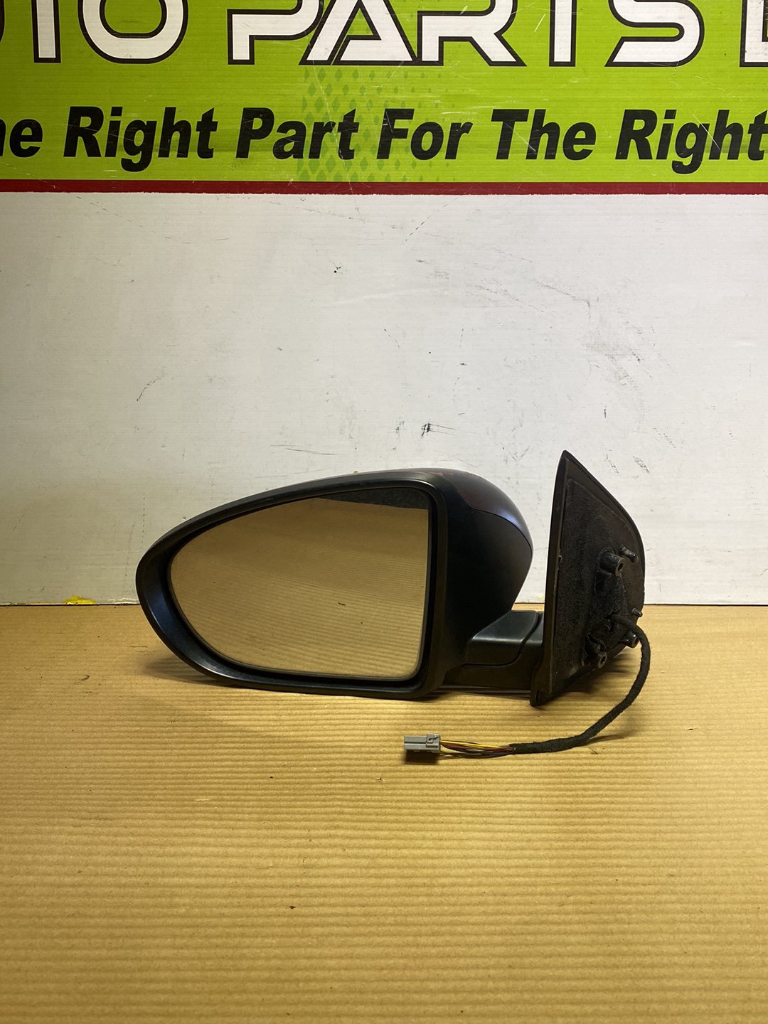 2007 Nissan Dualis- Left Door Mirror PN: 7 wires