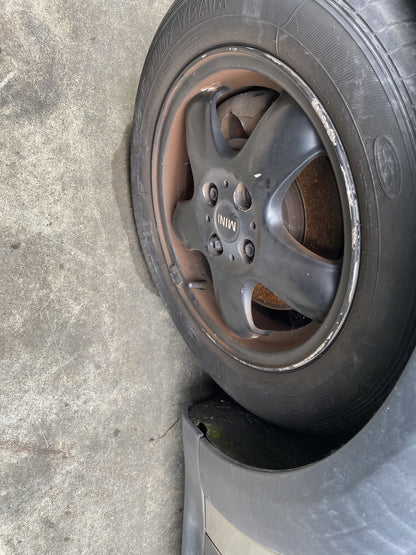 2007 MINI Cooper - Dismantling For Parts