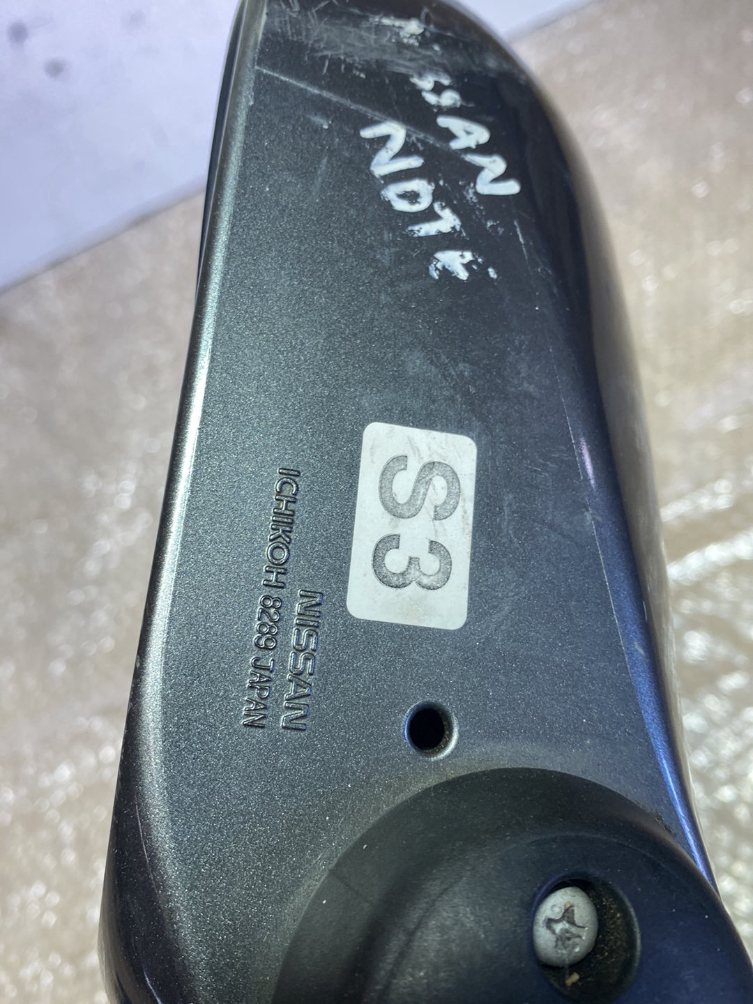 2006 Nissan Note- Right Door Mirror PN: 5 wires