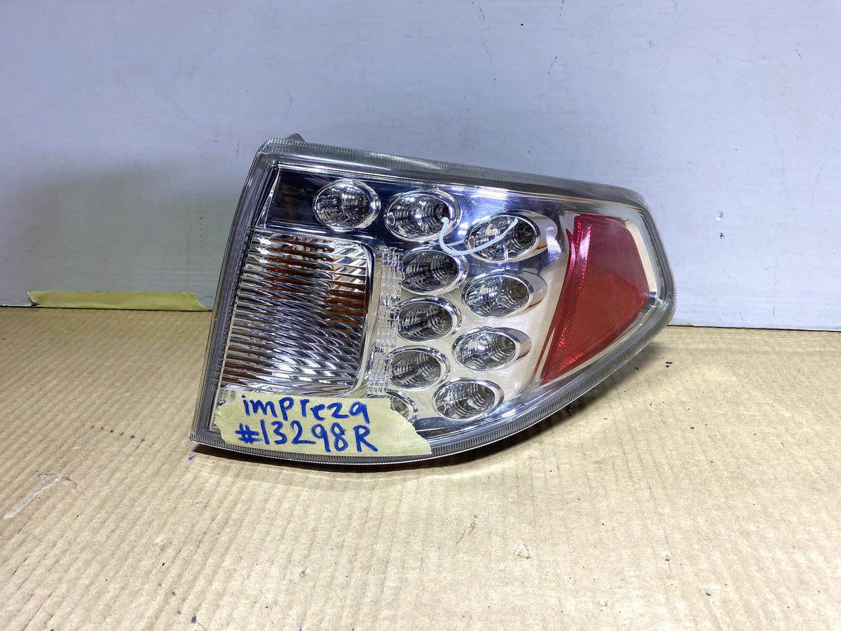 2007 Subaru Impreza GH7 - Right Taillight PN: Koito 220-20024