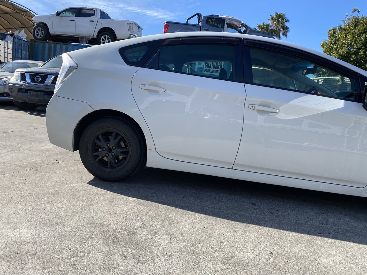 2015 Toyota Prius ZVW30 Dismantling For Parts