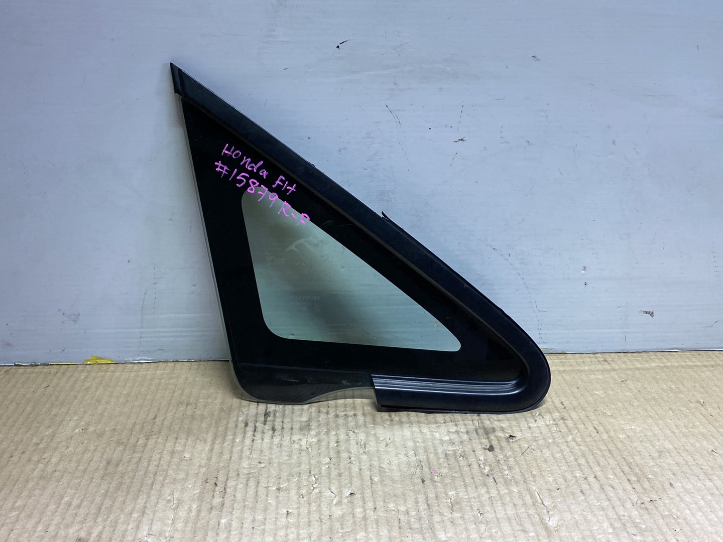 2005 Honda Fit - Right Front Quarter Door Glass
