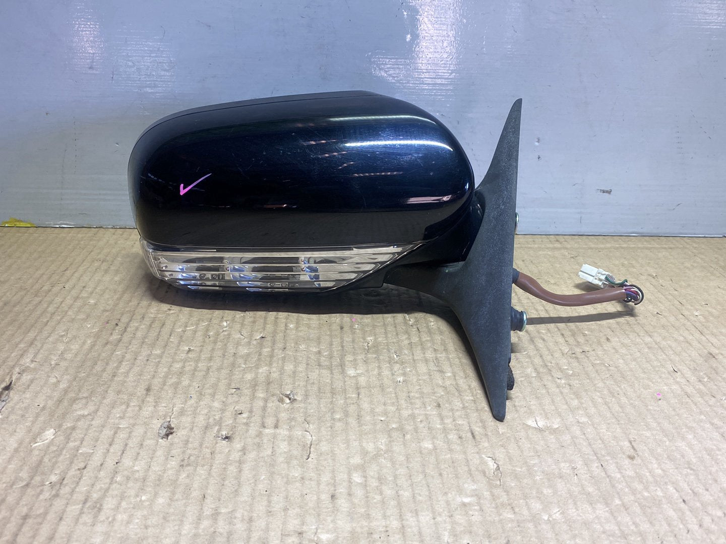 2004 Subaru Legacy - Right Door Mirror PN: 10 wires