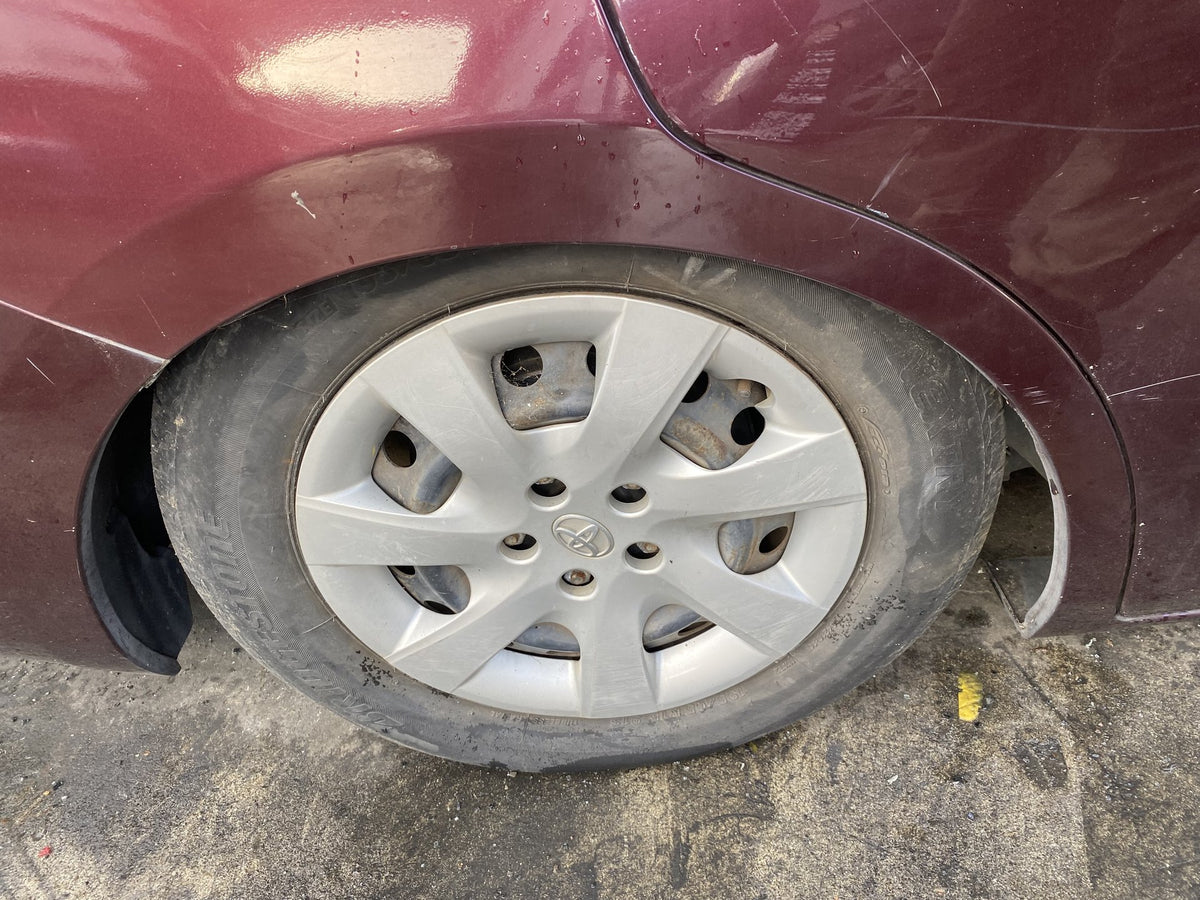 2005 Toyota Isis ZNM10 Dismantling For Parts