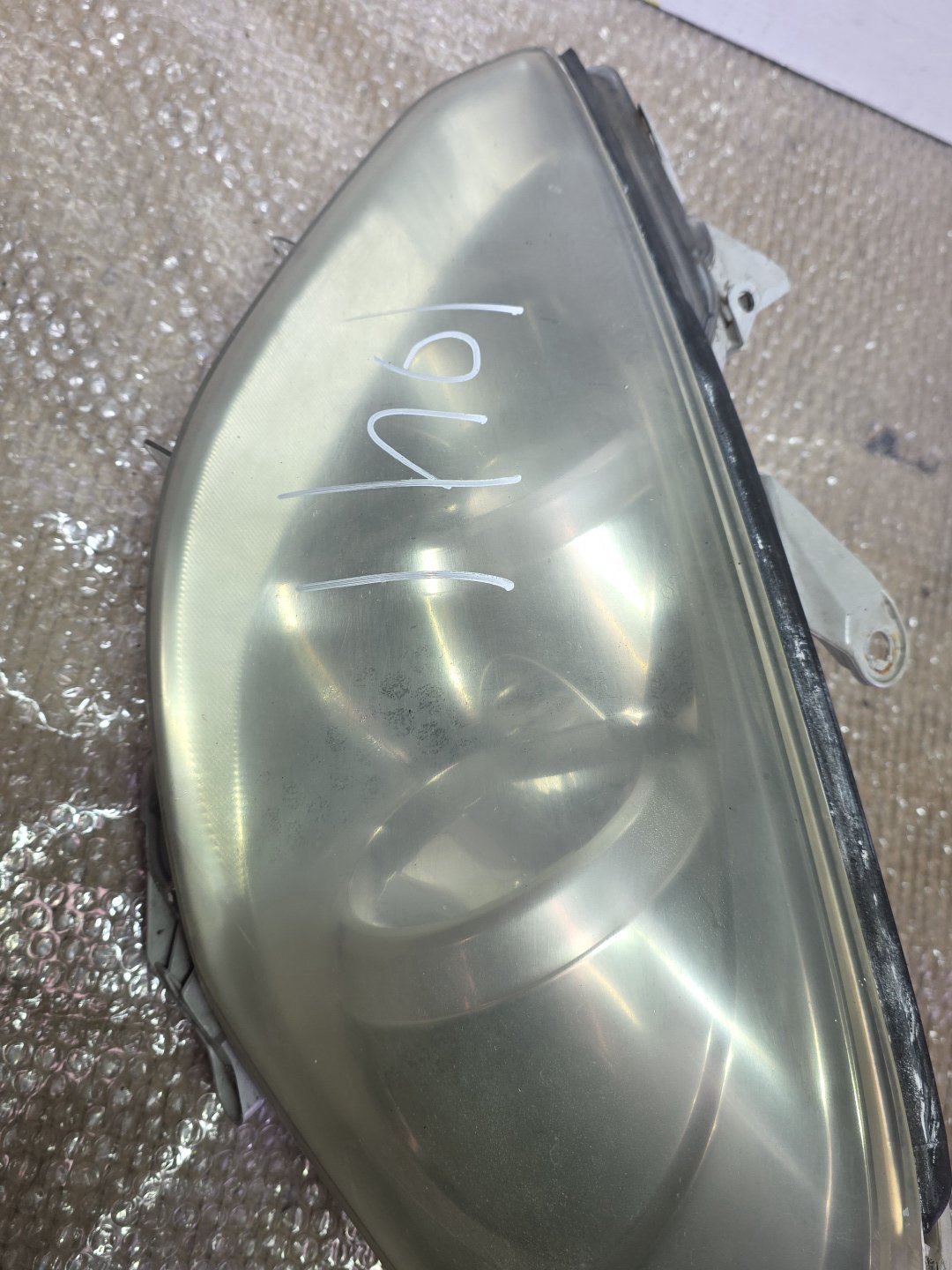 2005 Used Toyota Caldina ZZT241- Left Headlight PN: 81185-21110