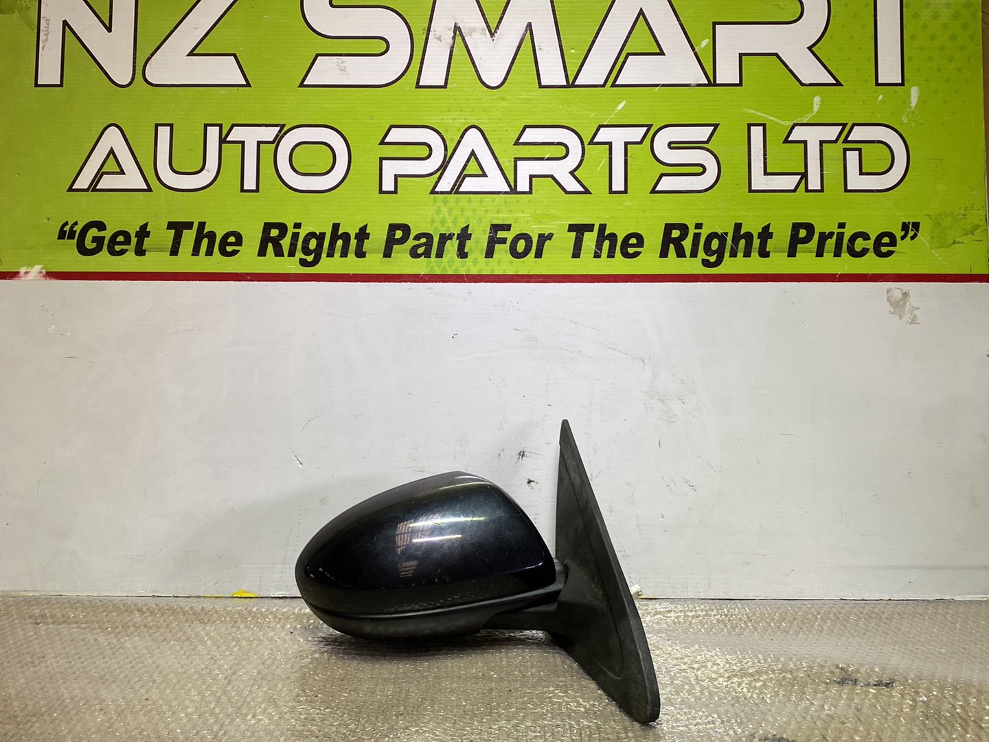 2008 Mazda Axela- Right Door Mirror PN: 5 wires