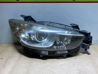 2013 Mazda CX-5 KE2AW - Right Headlight PN: W0462
