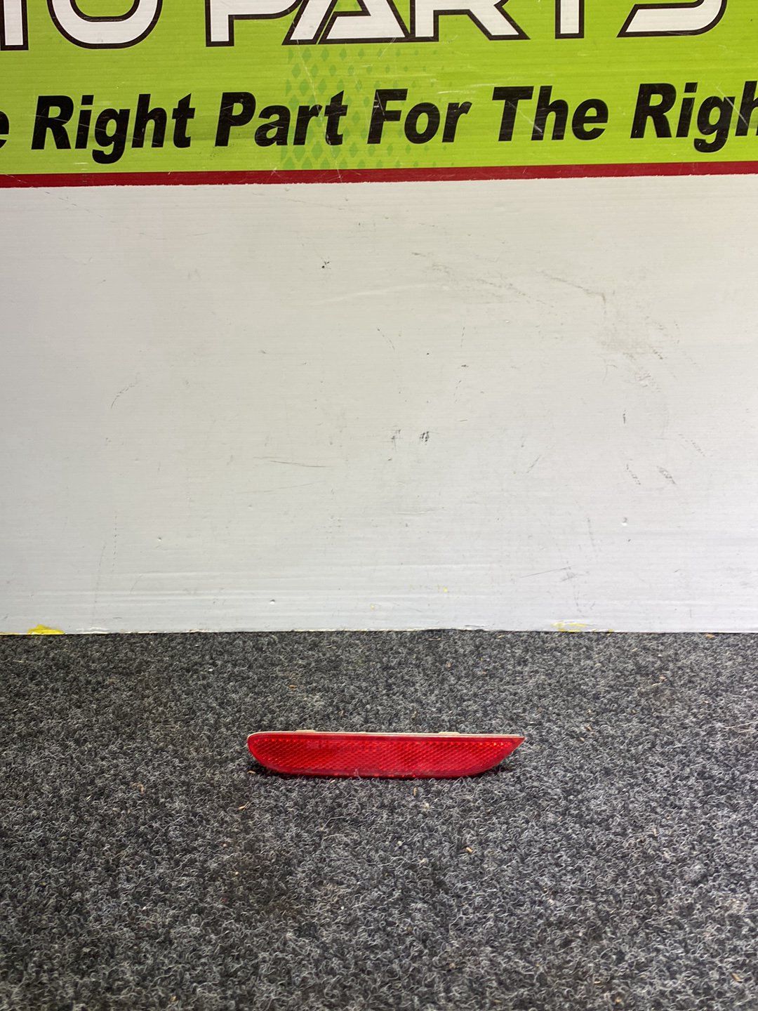 2007 Nissan Dualis - Left Rear Bumper Reflector PN: KOITO 33-14207L