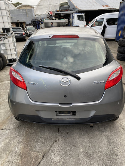 2005 Mazda Demio Dismantling For Parts