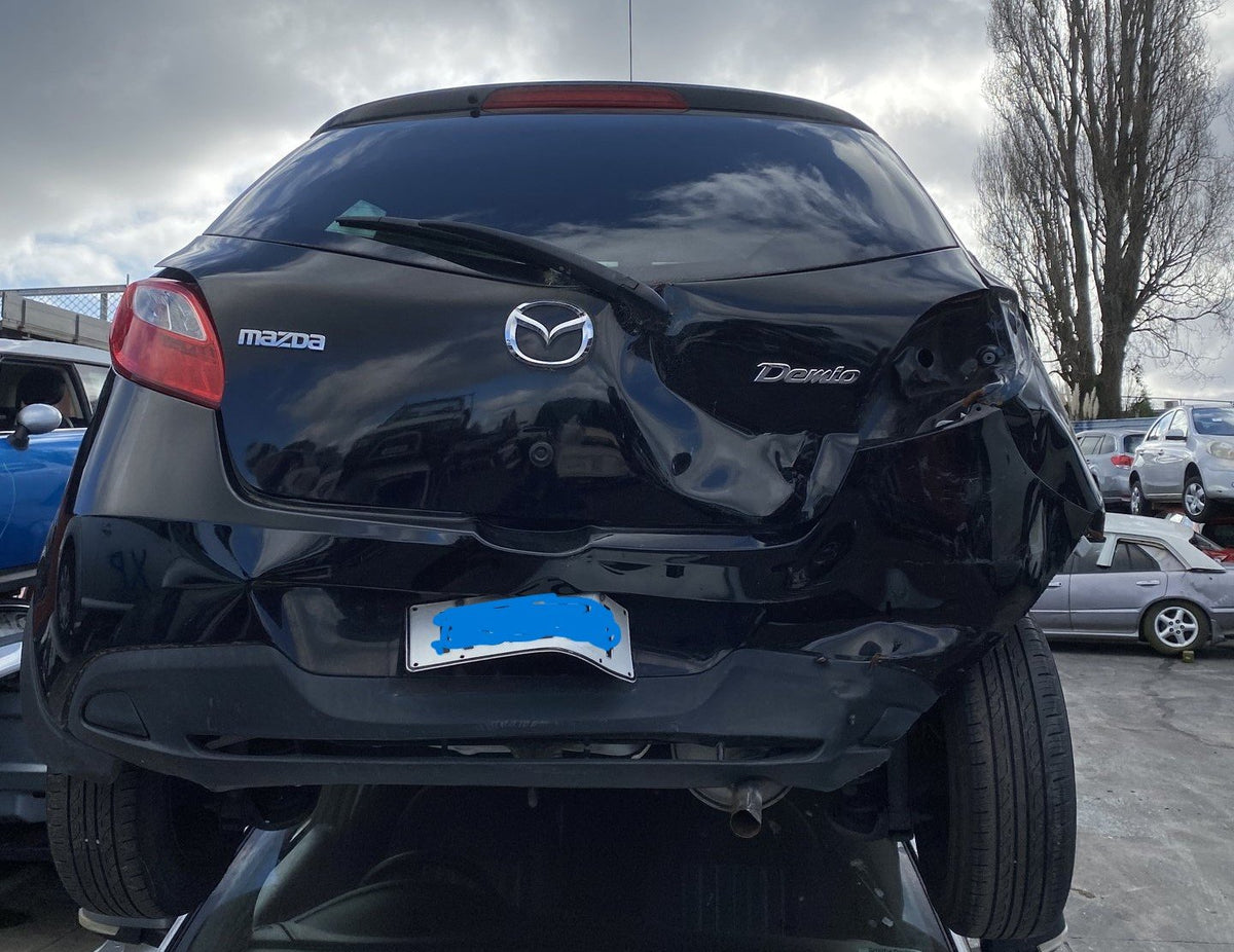 2009 Mazda Demio DE3FS Dismantling For Parts
