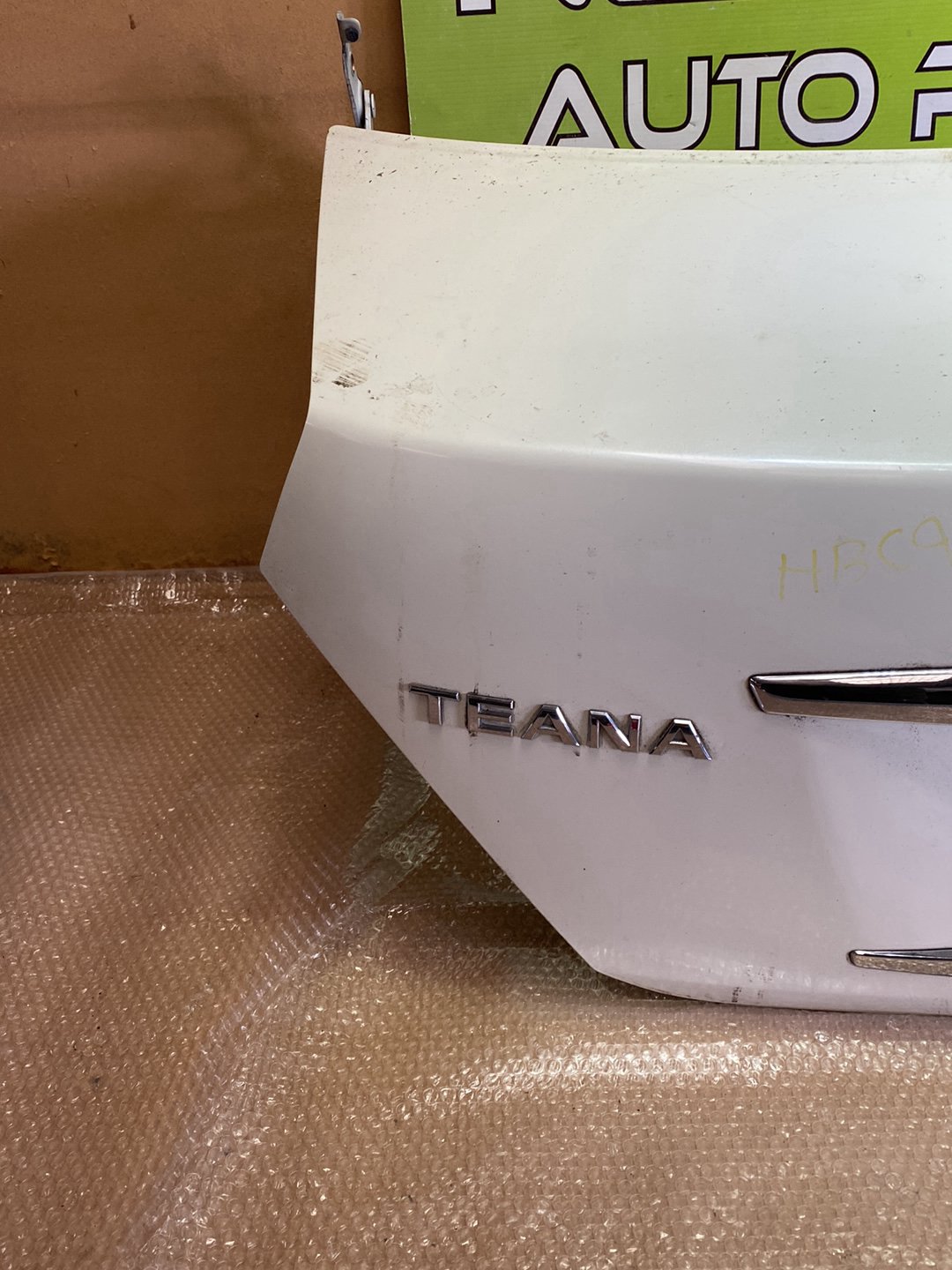 2005 Nissan Teana - Bootlid/Tailgate PN: H43009Y0MB