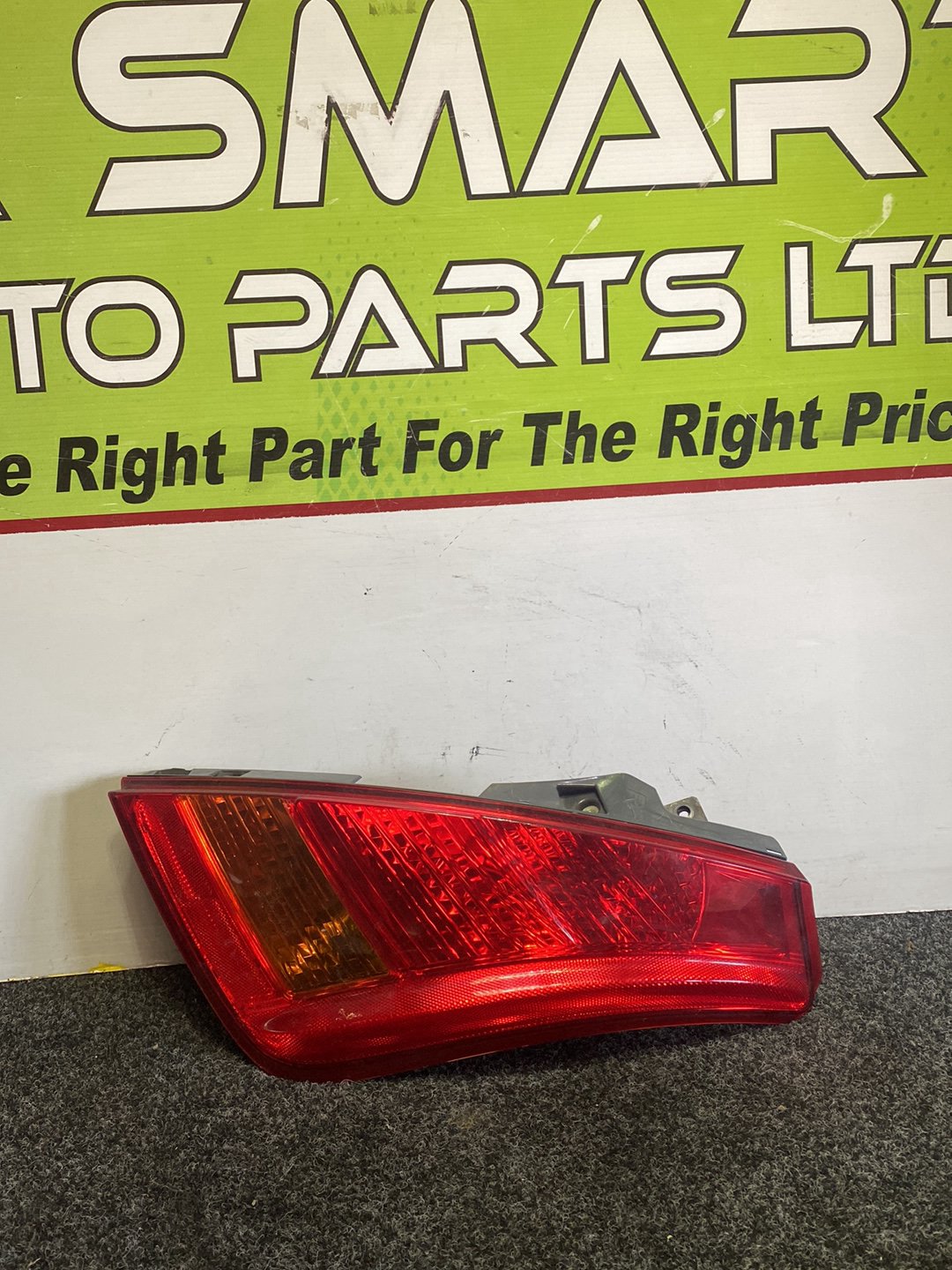 2007 Nissan Murano - Left Taillight