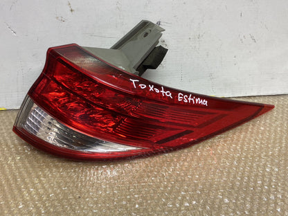 2006 Used Toyota Estima - Right Taillight PN: see photos