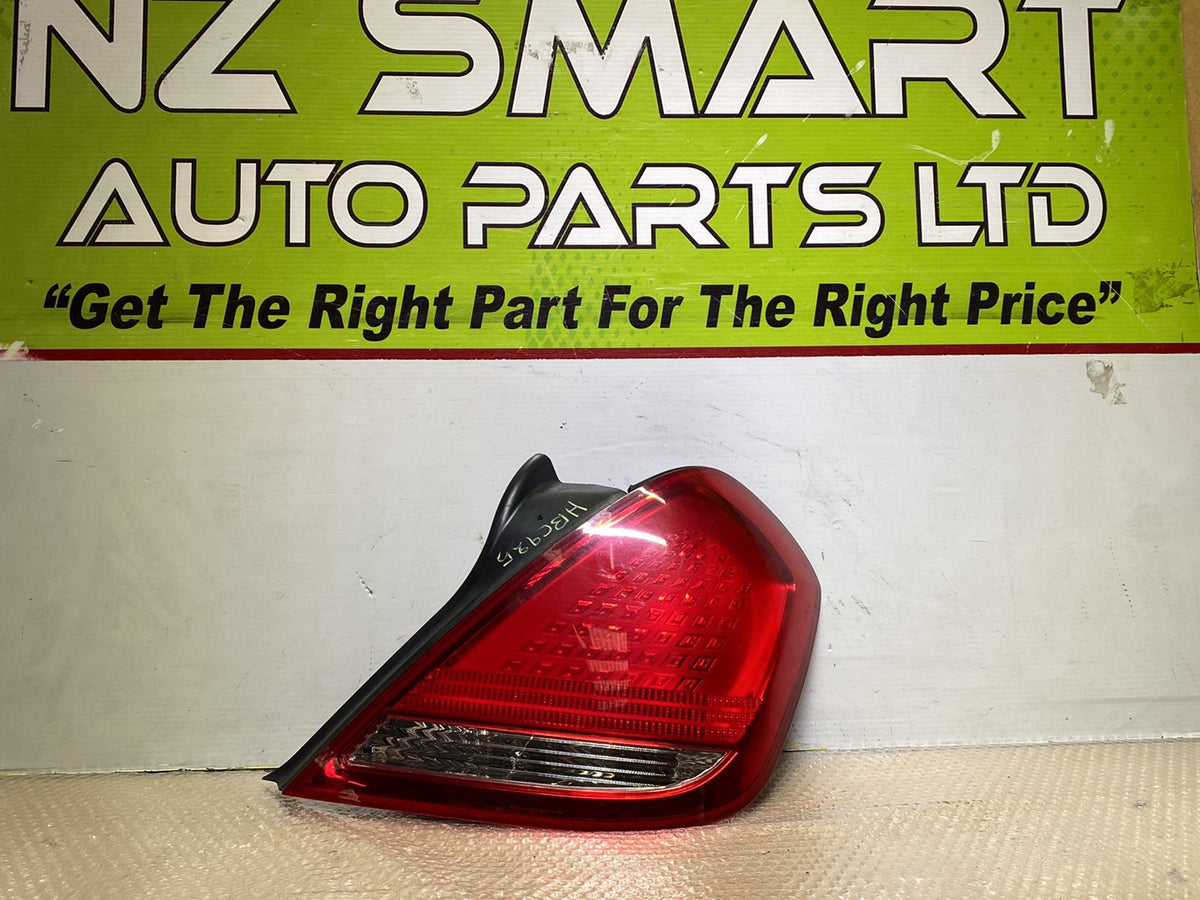 2005 Nissan Teana - Right Taillight PN: see photos