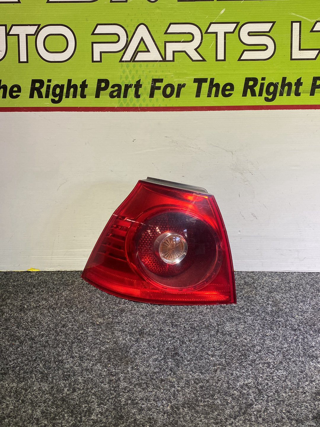 2007 Volkswagen Golf - Left Taillight