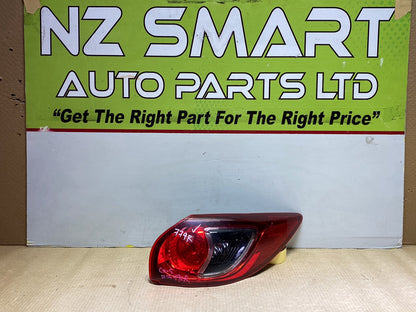 2013 Mazda CX-5 KE2AW - Right Taillight PN: W0429