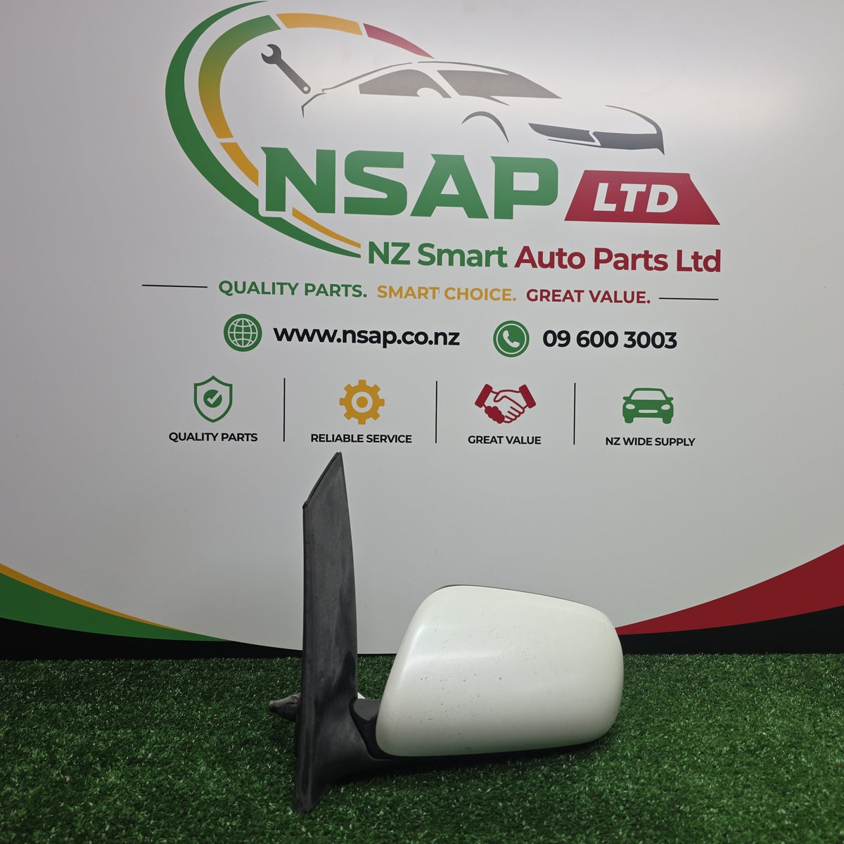 2006 Used Toyota Wish - Left Door Mirror PN: 8794068030/ 5 Wires