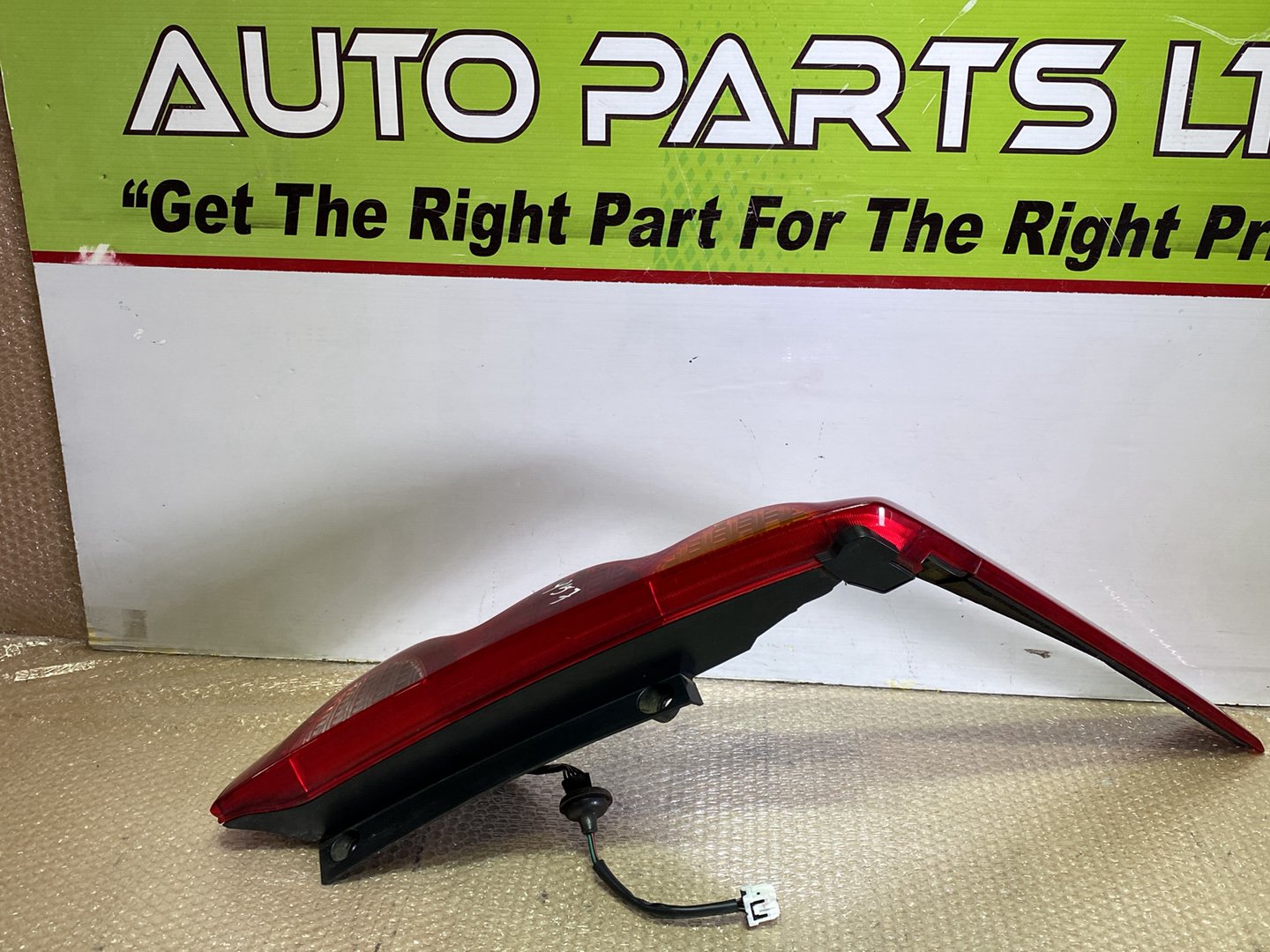 2007 Nissan Note E11 - Left Taillight PN: 220-63780