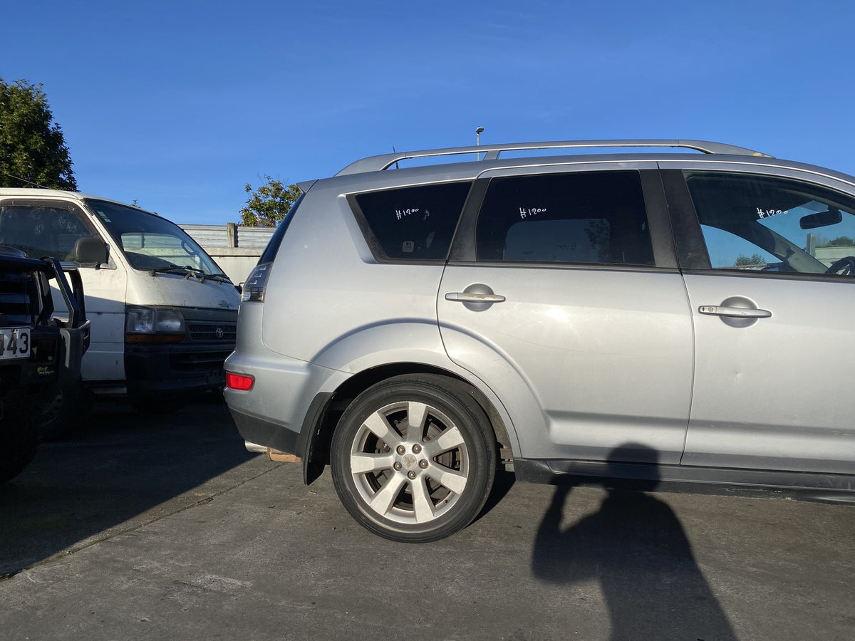 2010 Mitsubishi Outlander XLS Dismantling For Parts