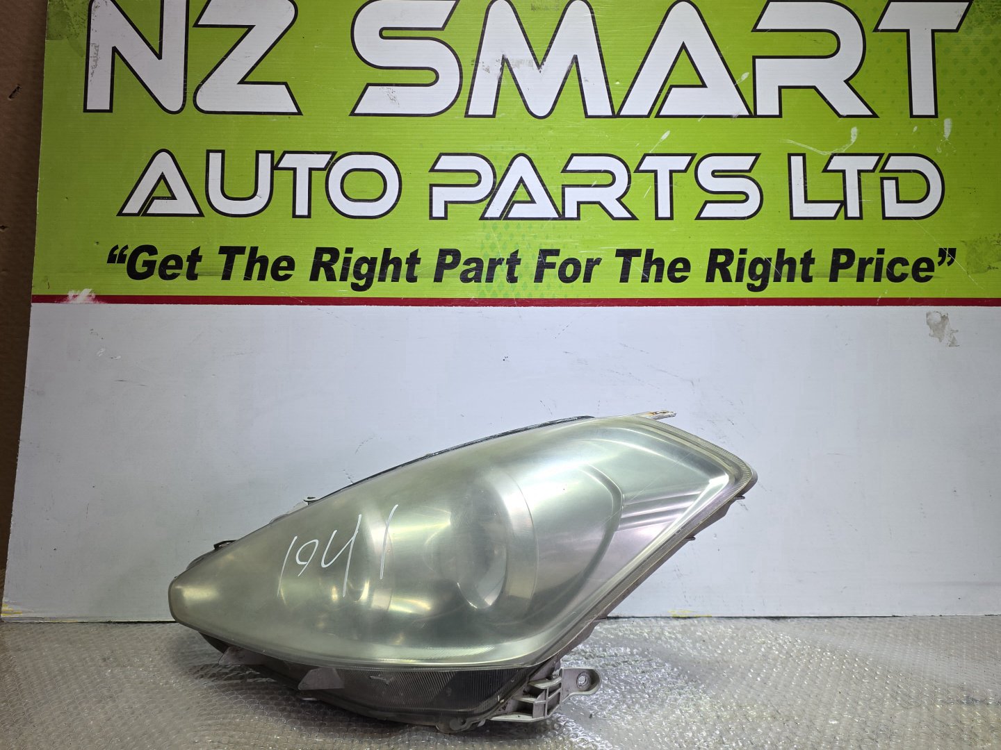 2005 Used Toyota Caldina ZZT241- Left Headlight PN: 81185-21110