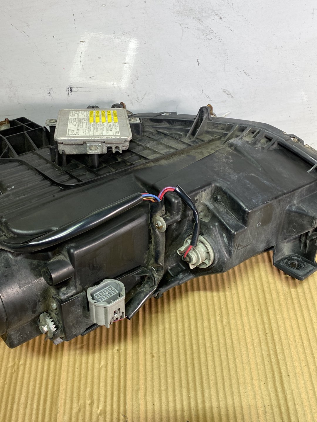 2009 Mazda Demio DE5FS- Right Headlight PN: STANLEY 3550