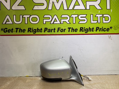 2011 Nissan Fuga- Right Door Mirror PN: 11 wires