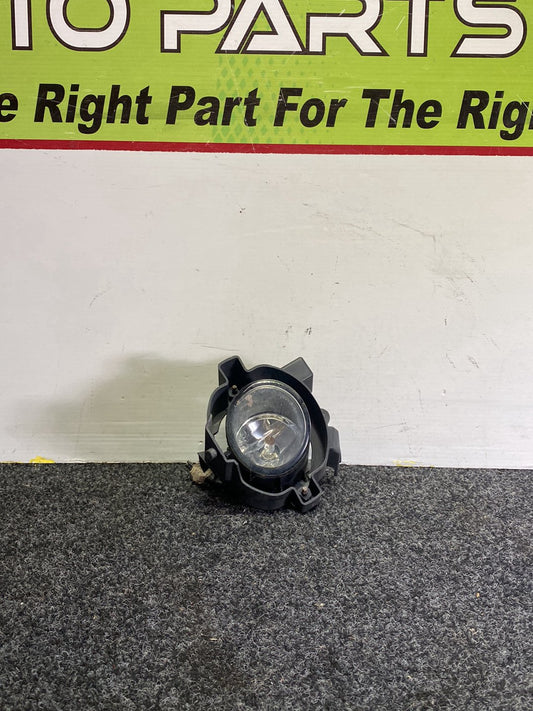2008 Nissan Dualis - Left Fog Light PN: 89206415