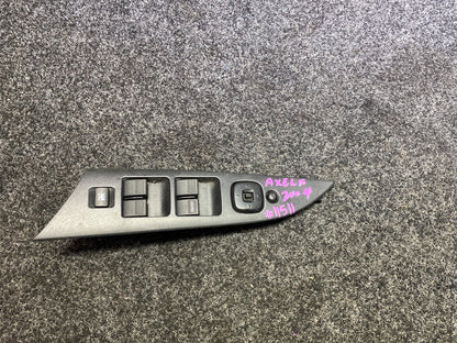 2004 Mazda Axela - Master Power Window Switch