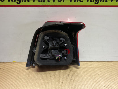 2006 Used Toyota Avensis AZT250 - Left Taillight PN: see photo