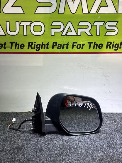 2006 Mitsubishi Outlander - Right Door Mirror PN: 7 wires