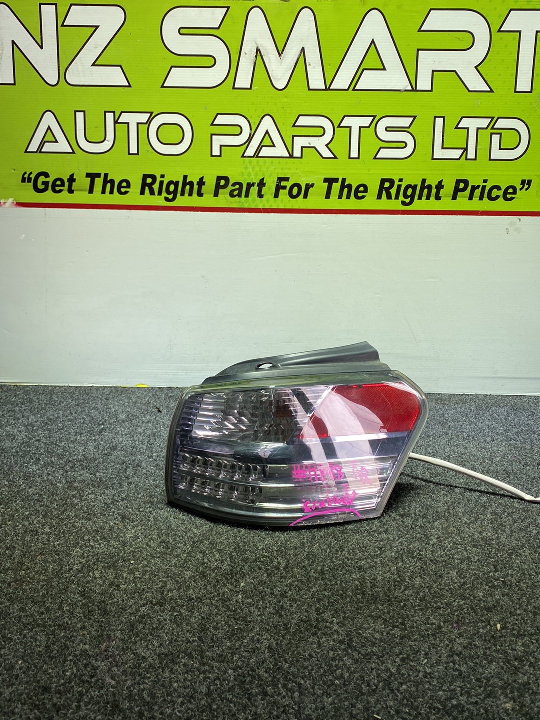 2011 Lexus HS250h - Right Taillight PN: KOITO 75-8