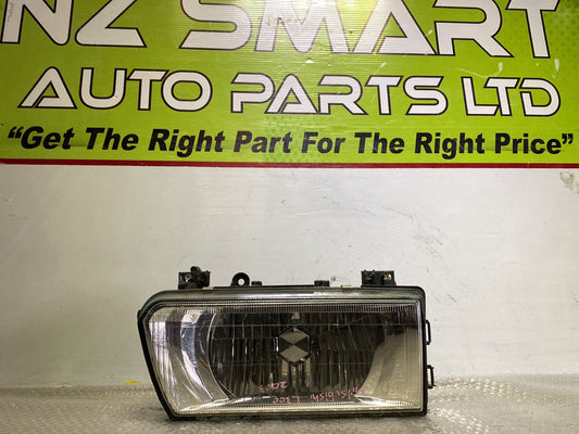 2003 Mitsubishi L300- Right Headlight PN: see photos