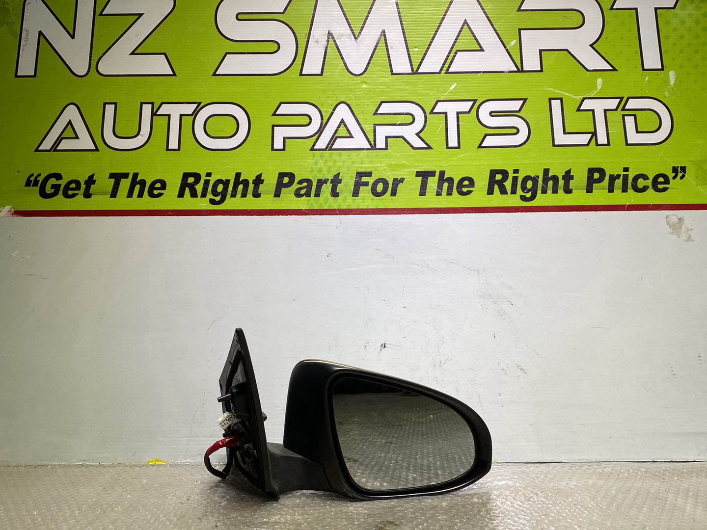 2017 Used Toyota Aqua- Right Door Mirror PN: 5 wires