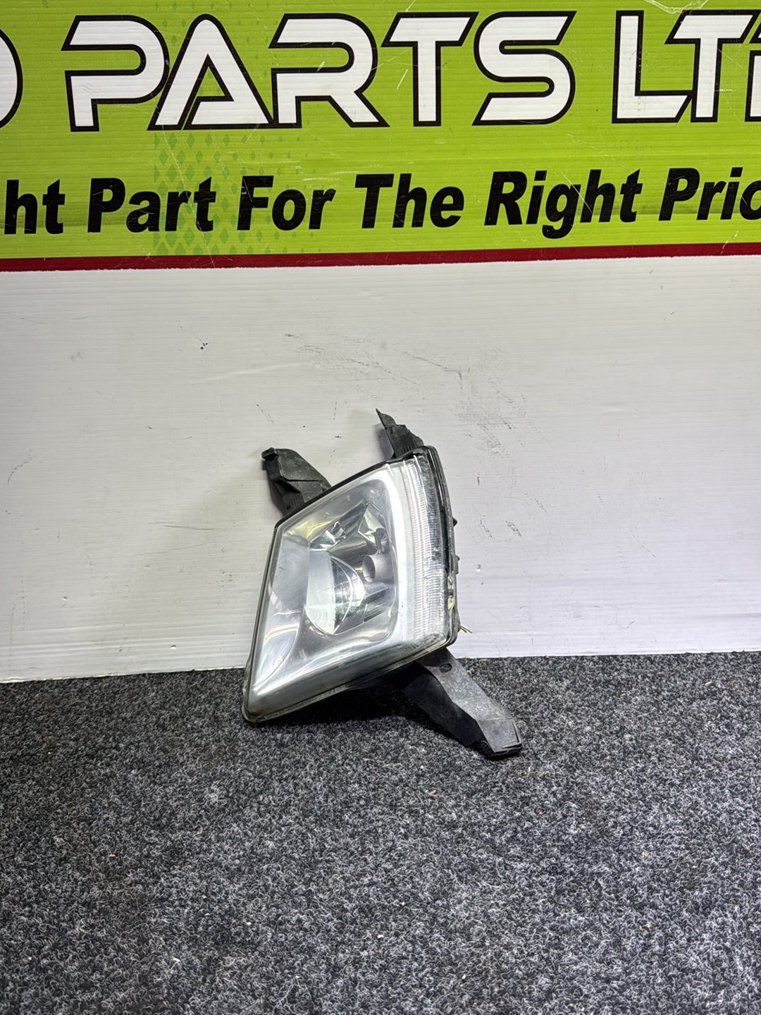 2006 Peugeot 407 - Left Fog Light