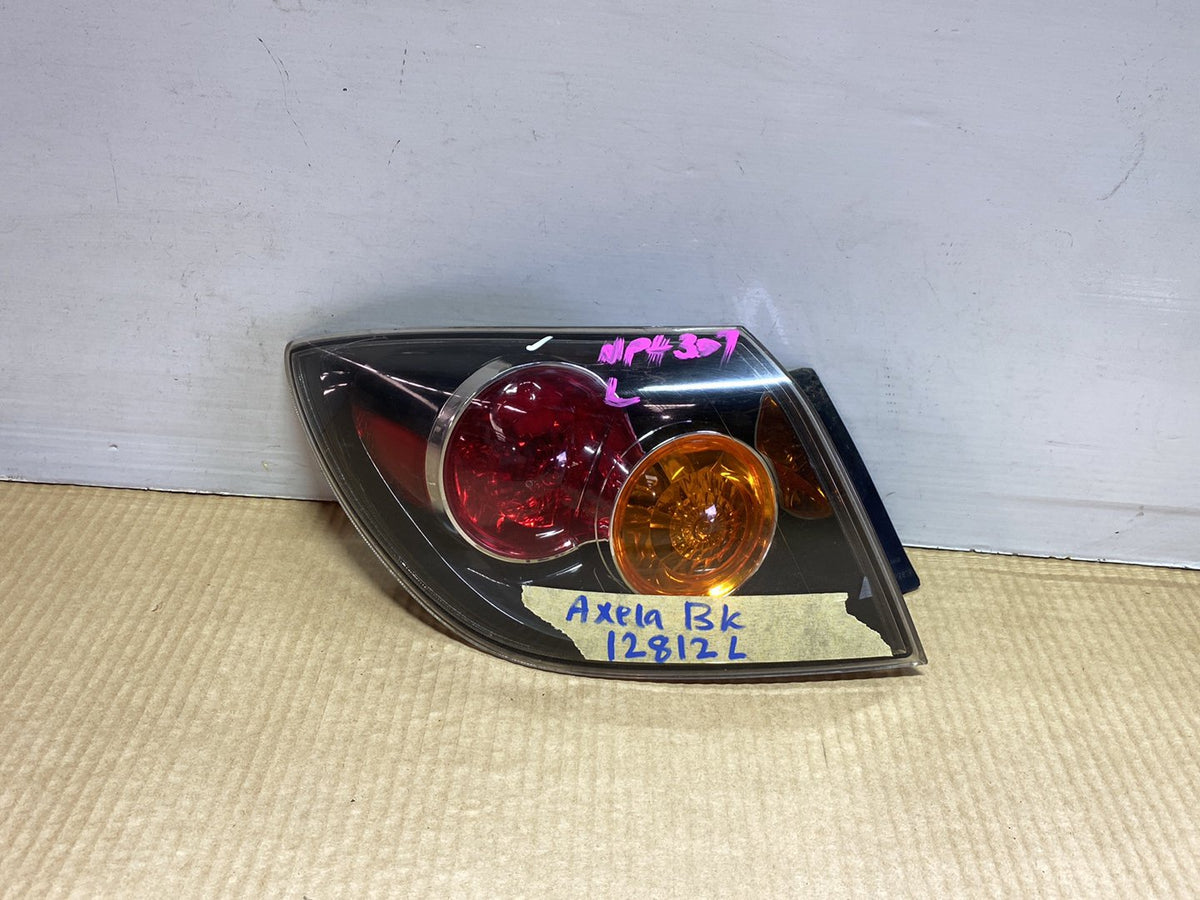2005 Mazda Axela BK5P - Left Taillight LENS: STANLEY P2912/ PN: BP4L51160D