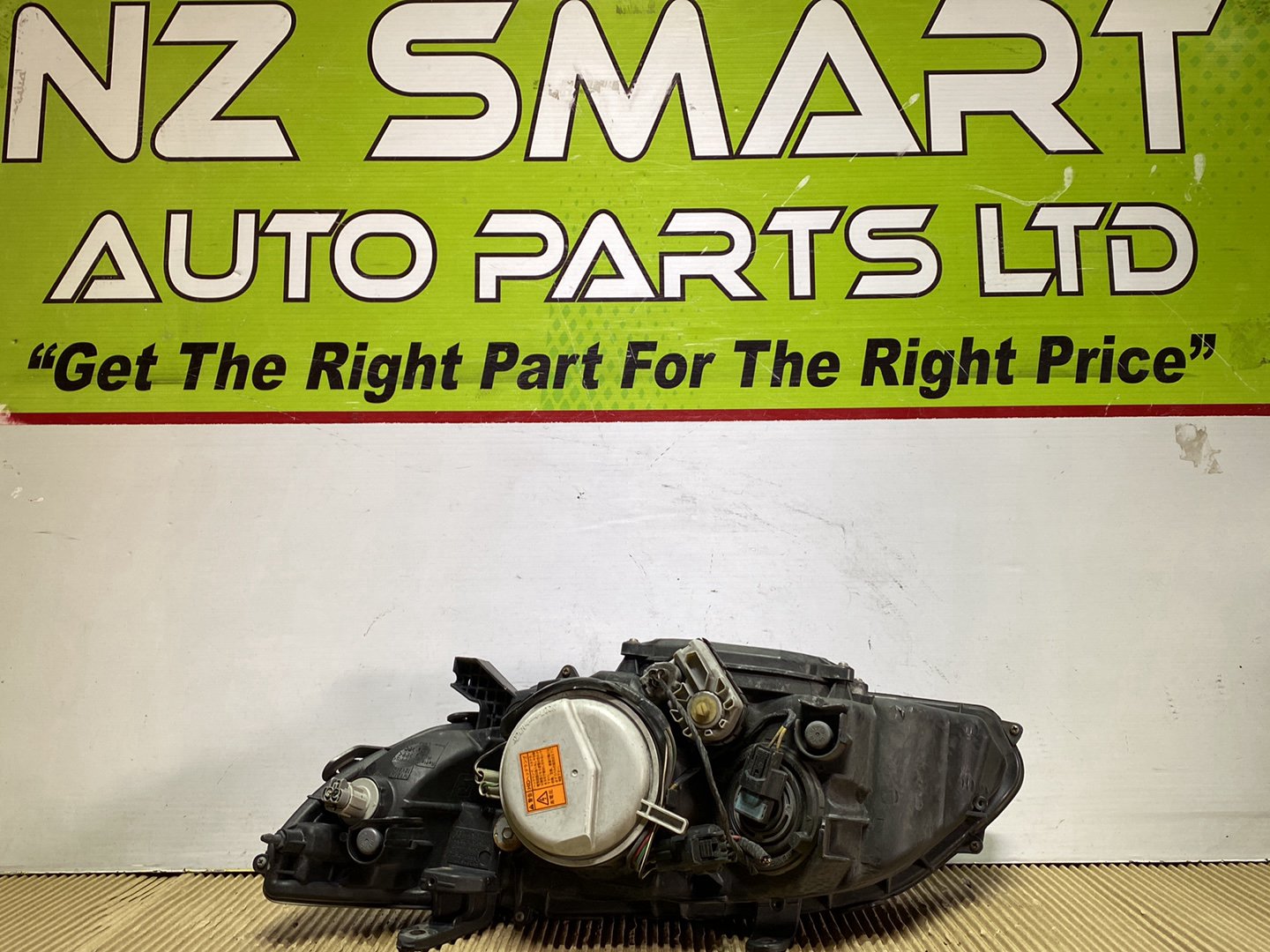 2007 Subaru Legacy- Right Headlight PN: see photos