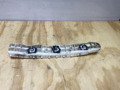 2010 Nissan Juke YF15 - Right Rear Bumper Bracket