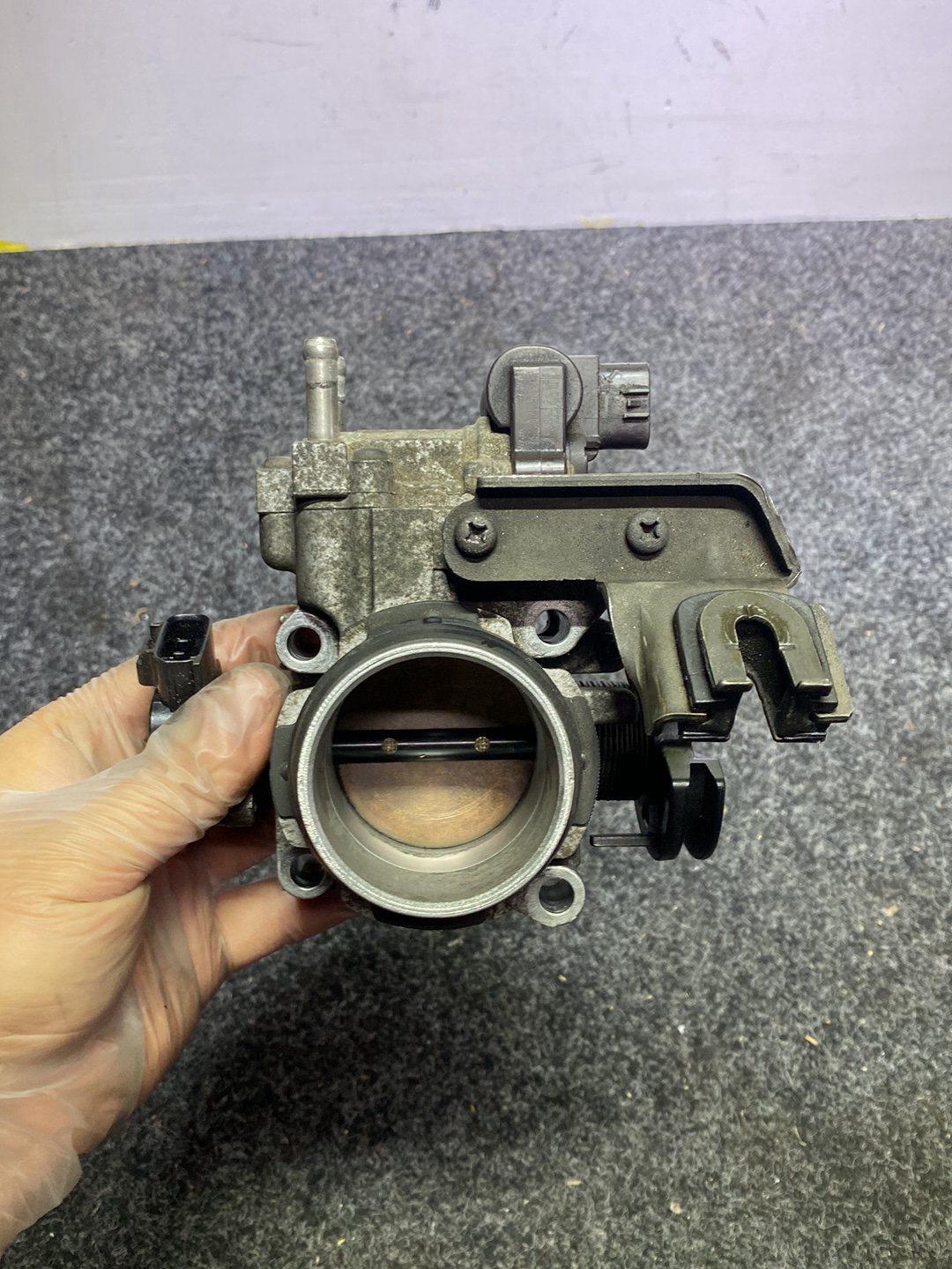 1999 Toyota Altezza GXE10 - Throttle Body PN: 195900-5710