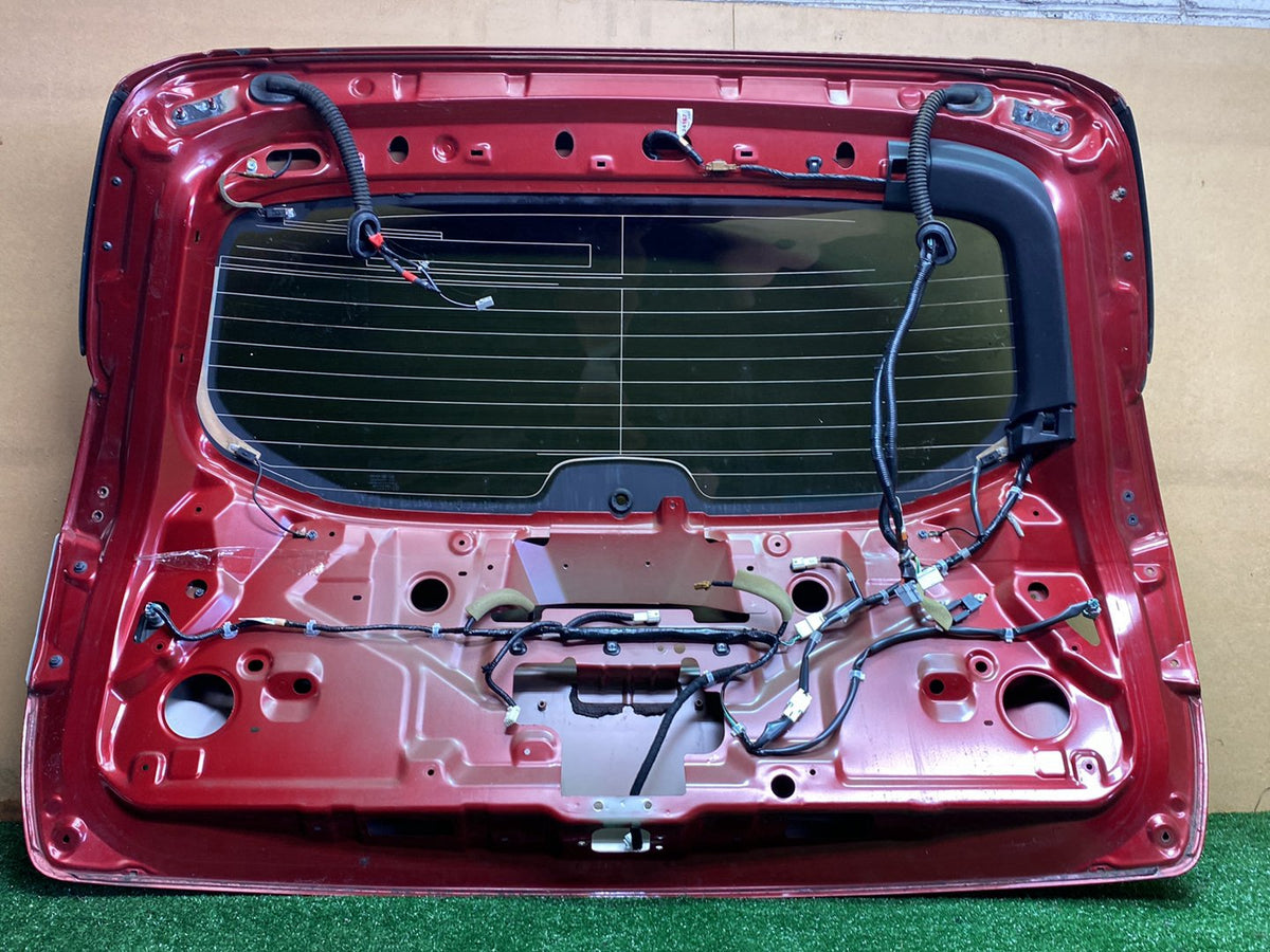 2014 Nissan Pathfinder - Tailgate PN: See photos