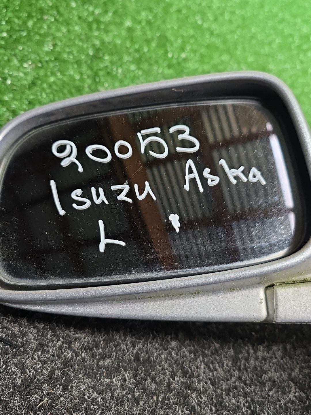 2001 Isuzu Aska - Left Door Mirror PN: 5 wires