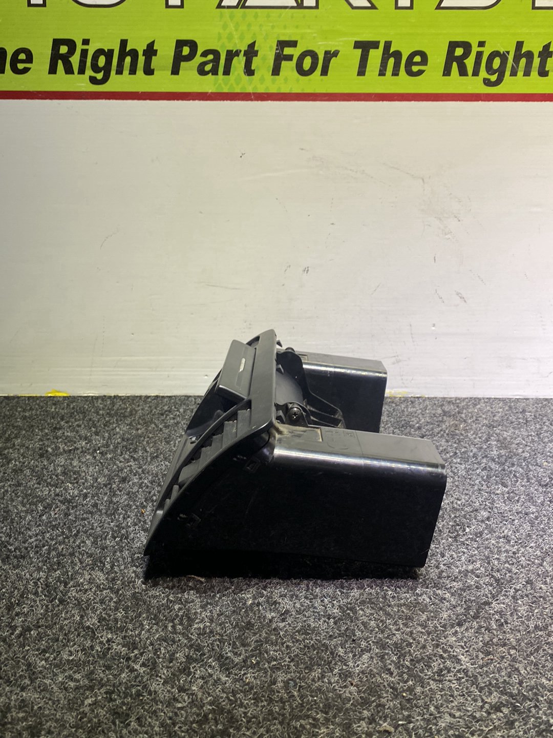 2006 Subaru Legacy - Dash Air Vent Centre