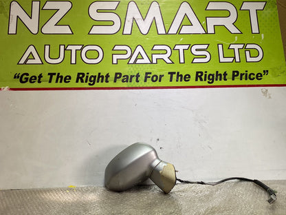 2003 Honda Fit- Right Door Mirror PN: 5 wires