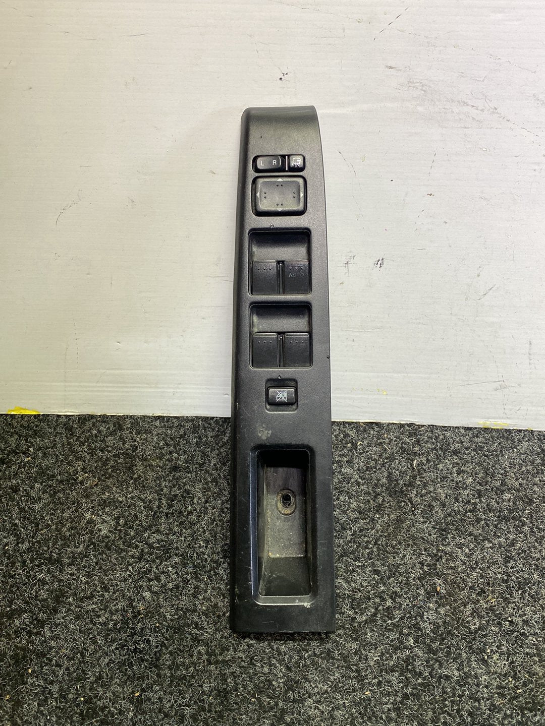 2010 Mazda Premacy - Master Power Window Switch