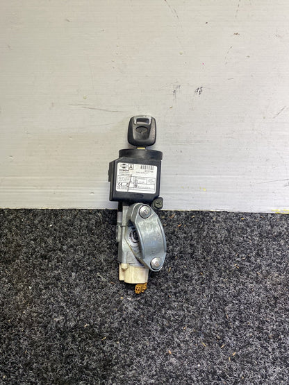 2002 Nissan Pulsar - Ignition With Key