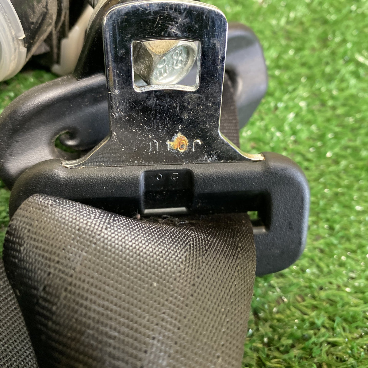 2009 Mazda Demio DE5FS - Left Rear Seat Belt PN: See photos