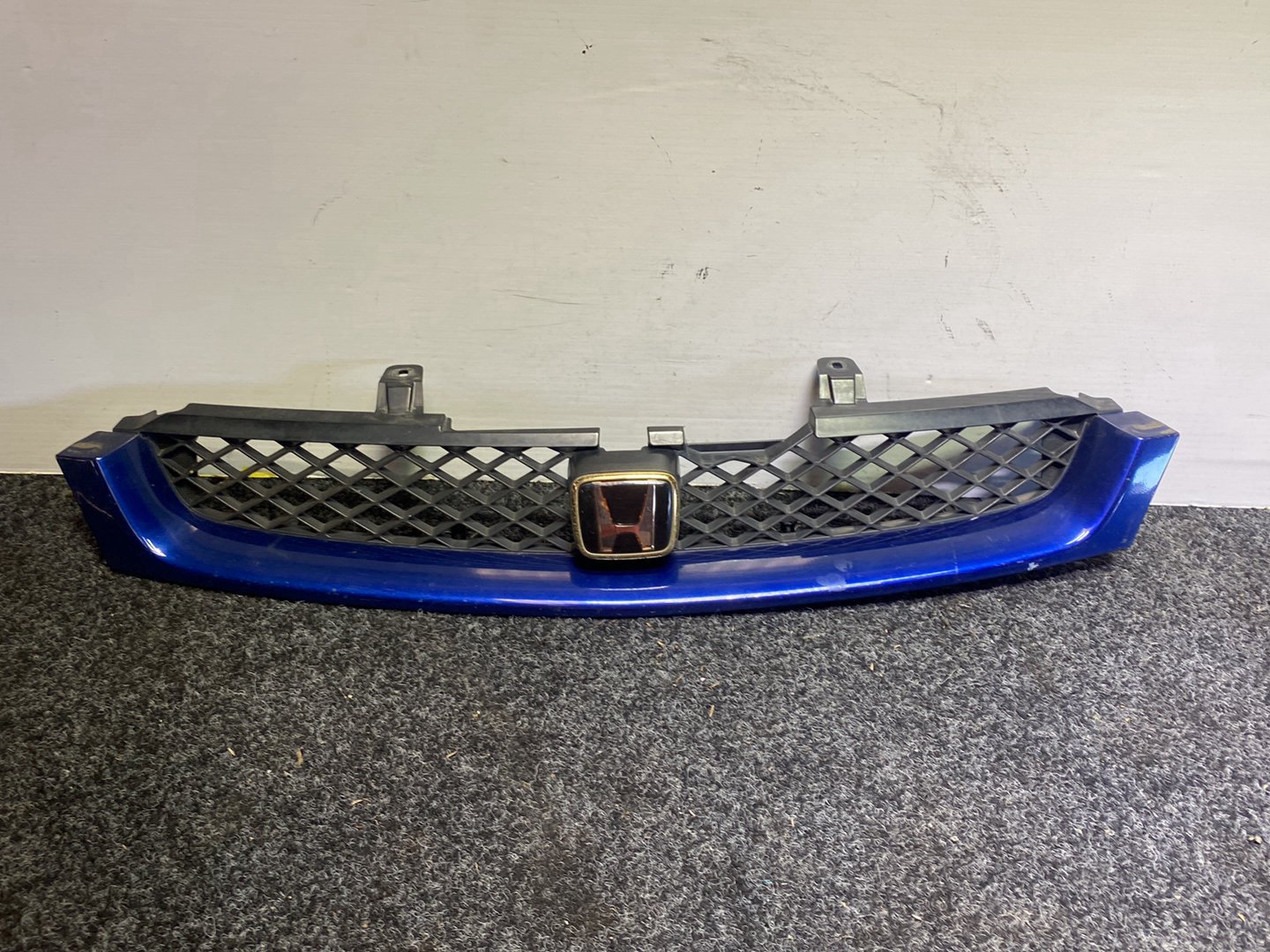 1997 Honda Torneo CF4 - Upper Bumper Grille