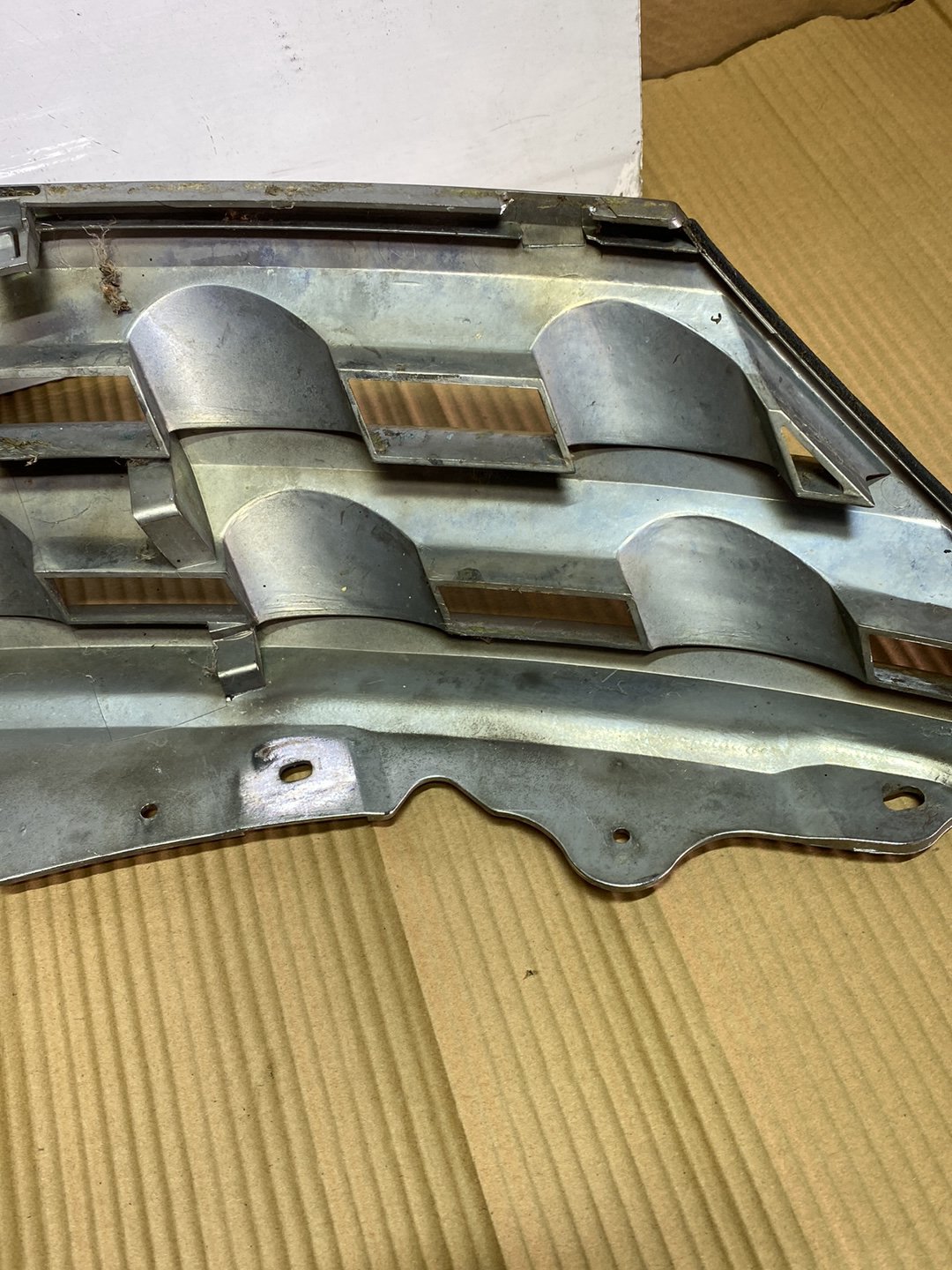 2007 Nissan Murano- Upper Radiator Grille PN: See photos