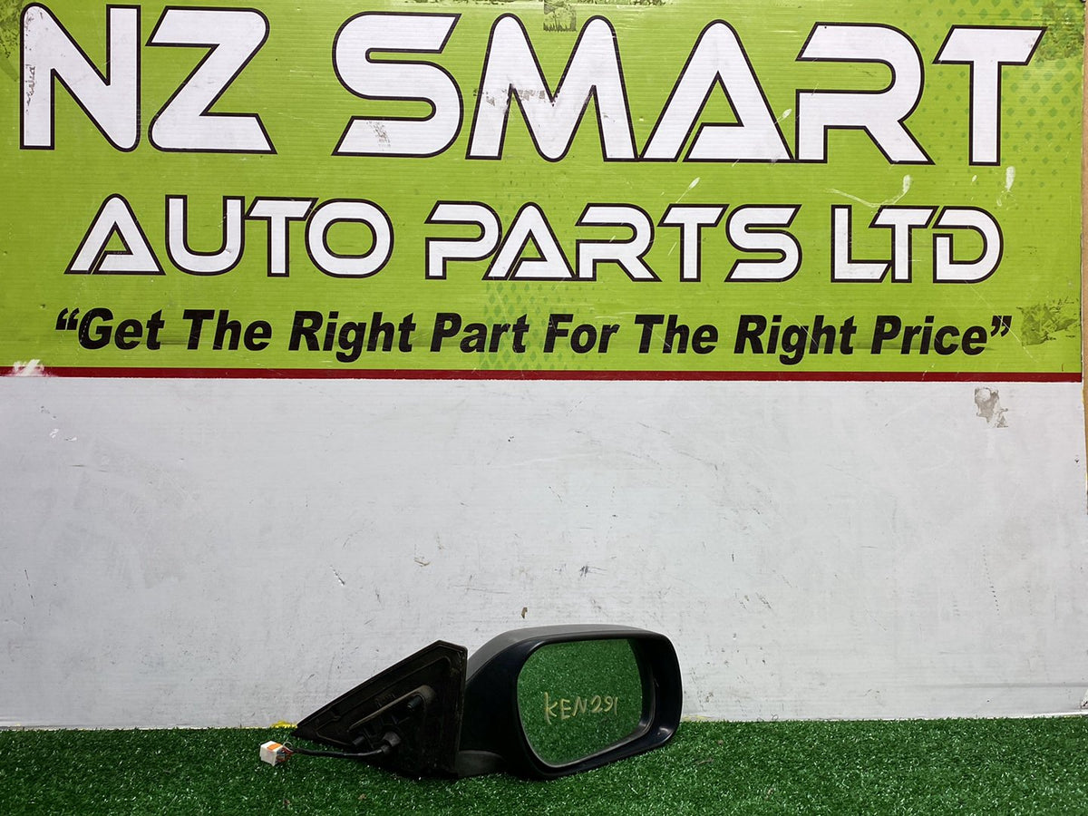 2004 Mazda Atenza - Right Door Mirror PN: 5 Wires