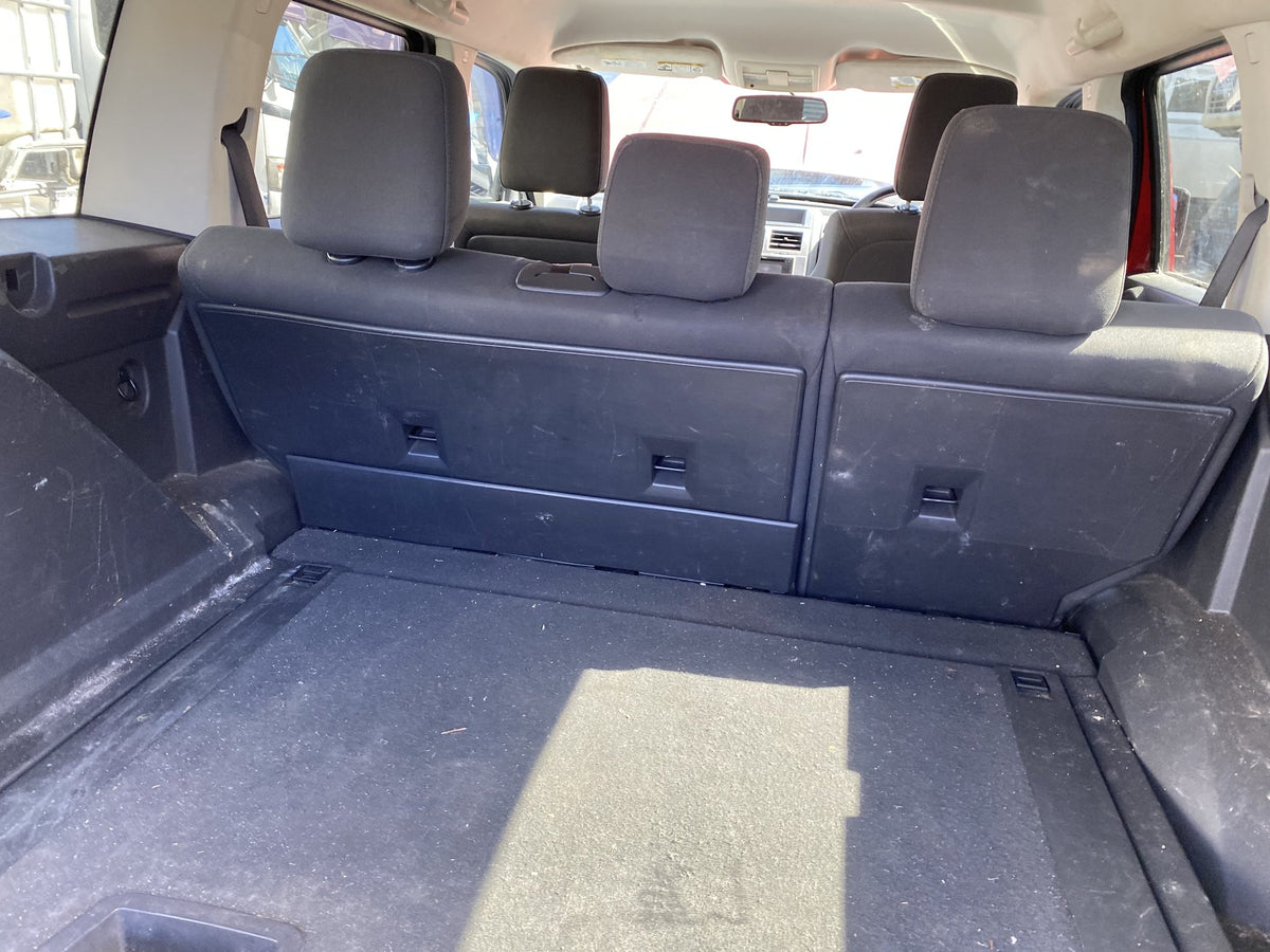 2007 Dodge Nitro SXT- Dismantling For Parts