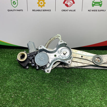 2007 Used Toyota Corolla - Right Front Window Regulator/Motor PN: 85701-33010